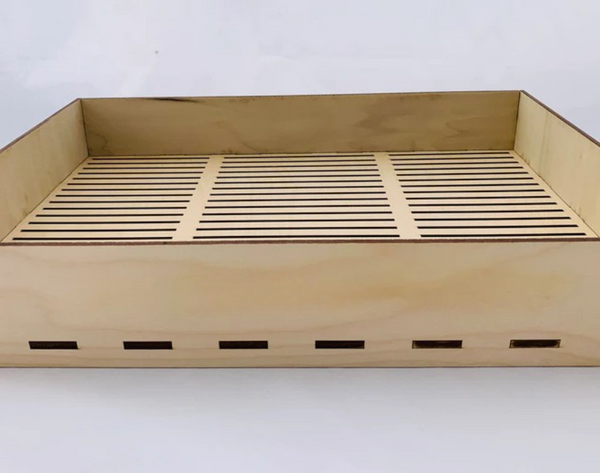 Mealworm Sifting Tray – Wooden Farming Tray for Live Mealworms
